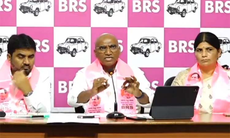 కాళేశ్వరం ప్రాజెక్టు పేల్చే కుట్ర!