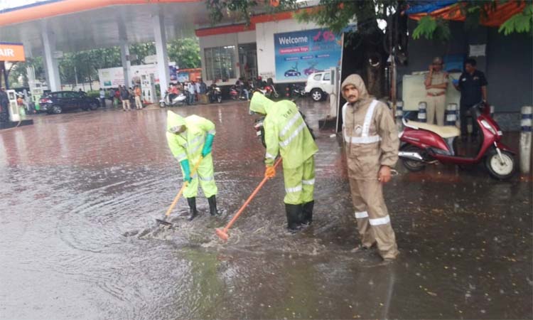 తెలంగాణ వ్యాప్తంగా కుండపోత వర్షం