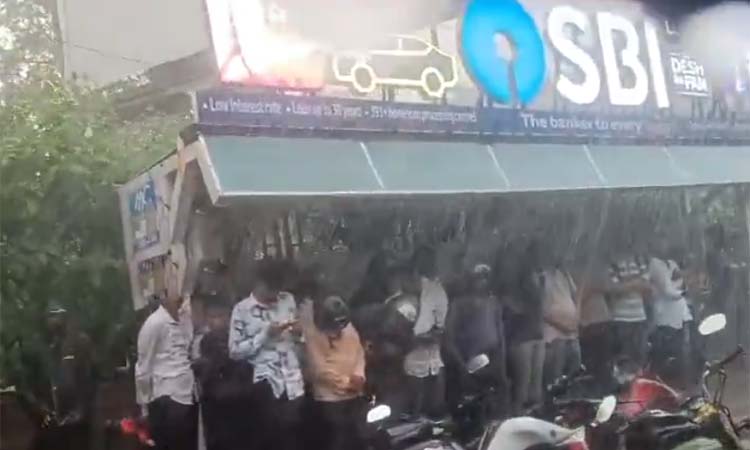 హైదరాబాద్‌లో భారీ వర్షం..