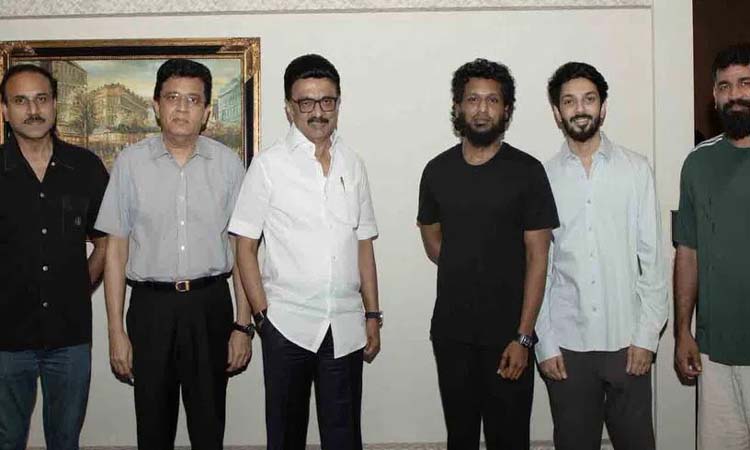 కూలీ చూసిన స్టాలిన్!