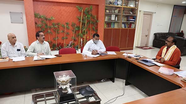 యువతకు చేరువయ్యేలా అన్నమయ్య కీర్తనలు