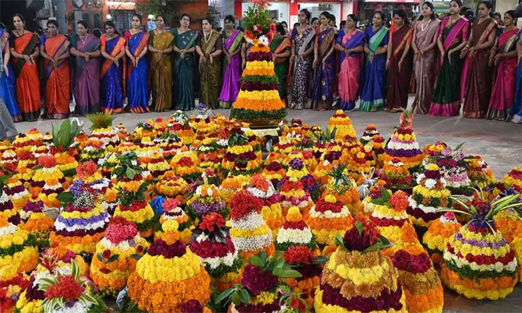 Bathukamma:ఎంగిలిపూల బతుకమ్మ