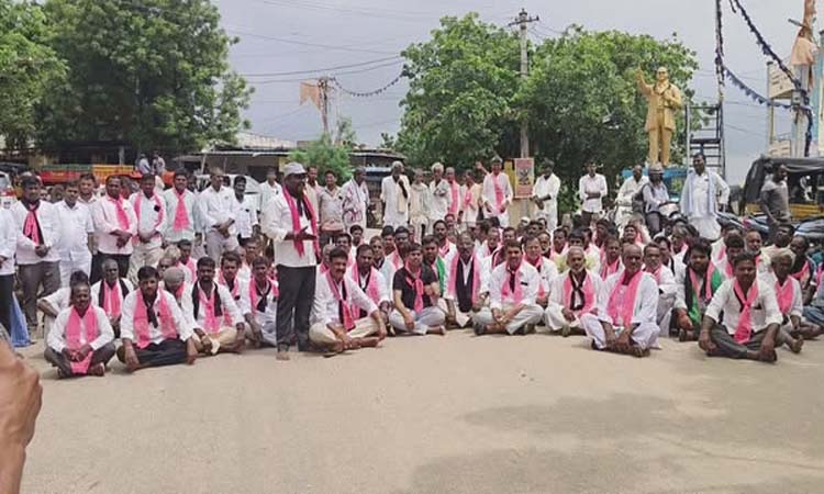 తెలంగాణకు కేసీఆరే శ్రీరామ రక్ష