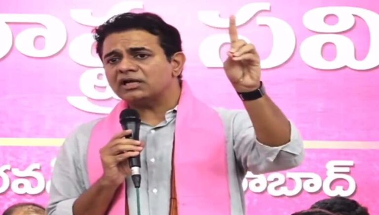 యూరియా బుక్కుతున్న కాంగ్రెస్ ఎమ్మెల్యేలు!