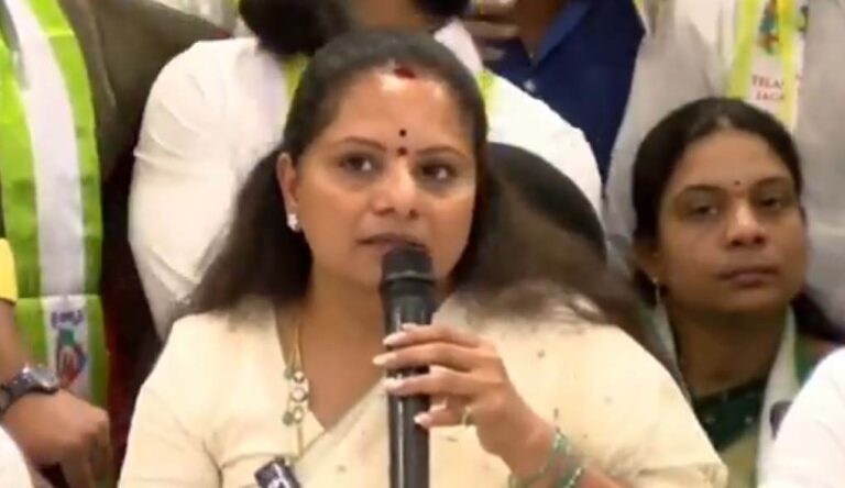 ఎమ్మెల్సీ కవిత సంచలన నిర్ణయం