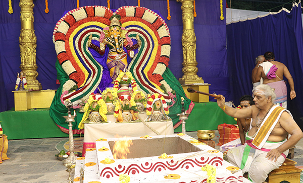 కపిలేశ్వరాలయంలో హోమ మ‌హోత్స‌వాలు