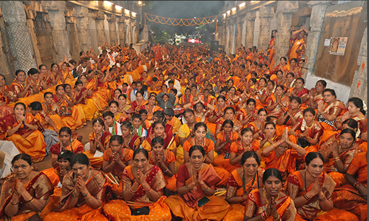 TTD:వైభవంగా శ్రీవారి మెట్లోత్సవం