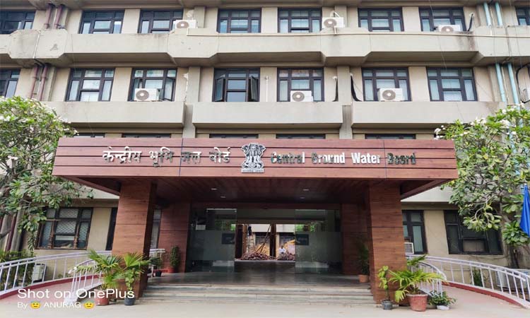 పోలవరం-బనకచర్ల లింక్ ప్రాజెక్ట్‌పై కేంద్రం