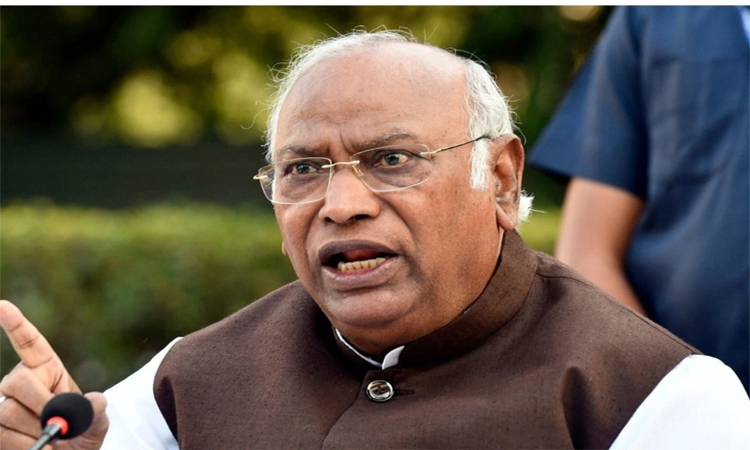 Kharge:ఆర్‌ఎస్‌ఎస్‌ను బ్యాన్ చేయాలి