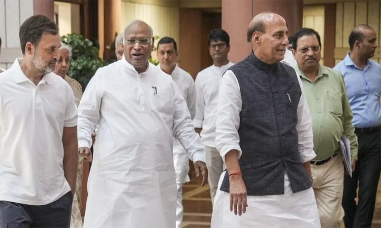 ఢిల్లీలో అఖిల పక్ష సమావేశం..