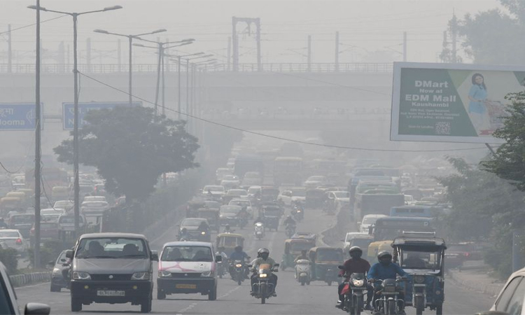 Delhi:300 దాటిన AQI