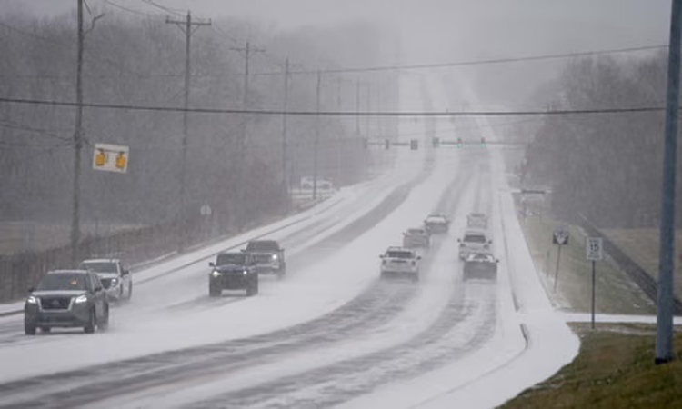 అమెరికాలో మంచు తుపాను బీభత్సం