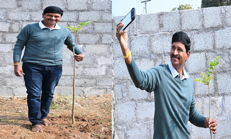 న్యూ ఇయర్..మొక్కను నాటిన మాజీ ఎంపీ సంతోష్