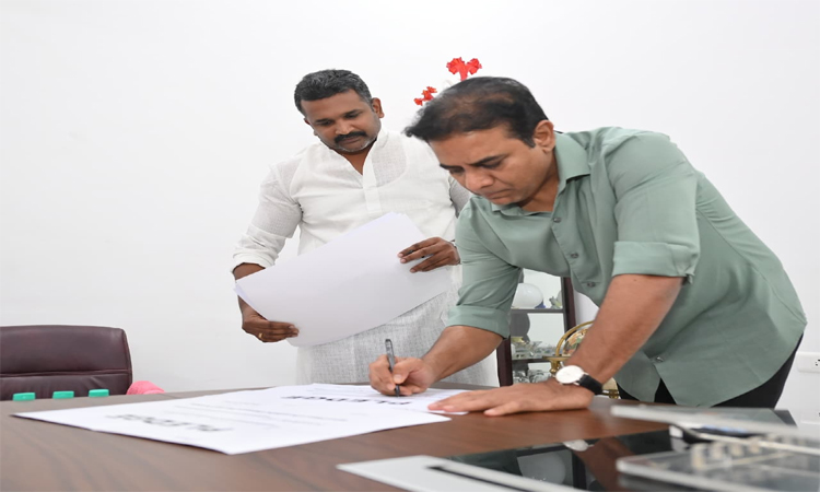 BRS:లక్ష సంతకాల సేకరణ