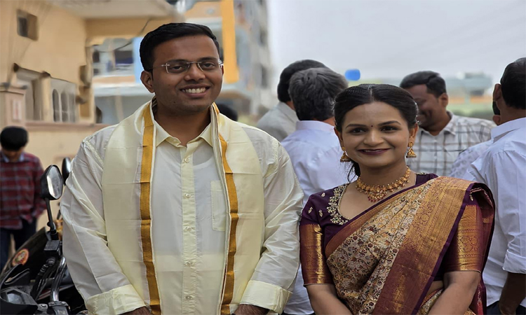 IAS-IPS..అధికారుల ఆదర్శ వివాహం