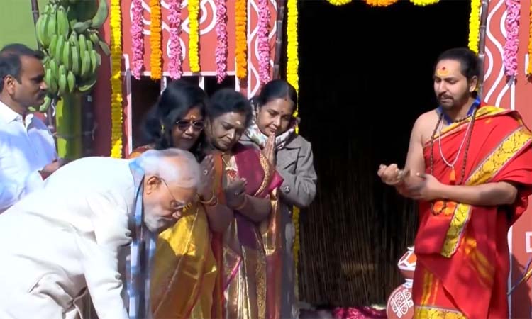 సంక్రాంతి వేడుకల్లో ప్రధాని మోదీ