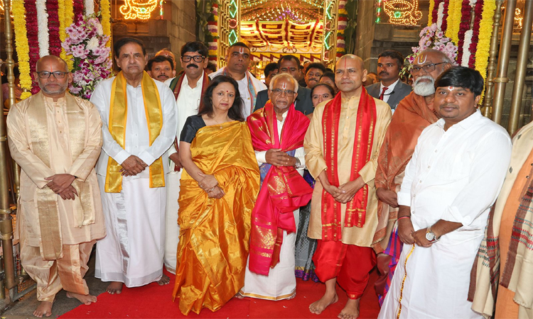 శ్రీవారి సన్నిధిలో మారిషస్ అధ్యక్షుడు