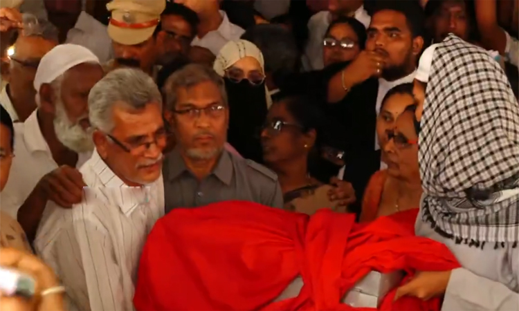 అయేషా మీరా అవశేషాలు తల్లిదండ్రులకు అప్పగింత