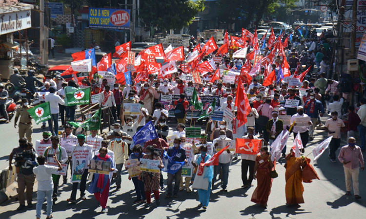 సార్వత్రిక సమ్మెను జయప్రదం చేయండి