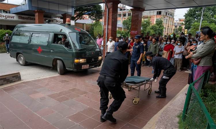 నేపాల్‌లో ఘోర బస్సు ప్రమాదం