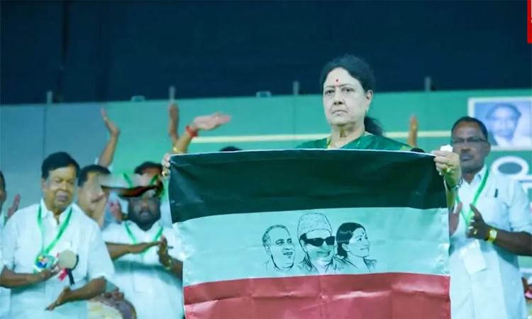 Tamilnadu:కొత్త పార్టీ ప్రారంభించిన శశికళ