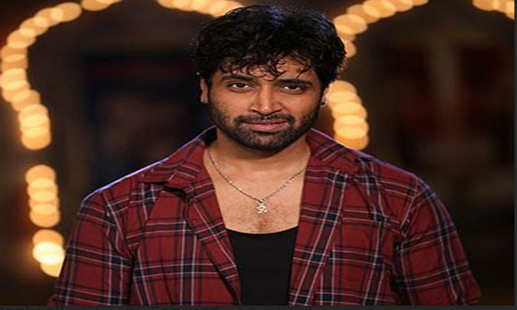 ‘డెకాయిట్‌’ ..సెకండ్ సింగిల్