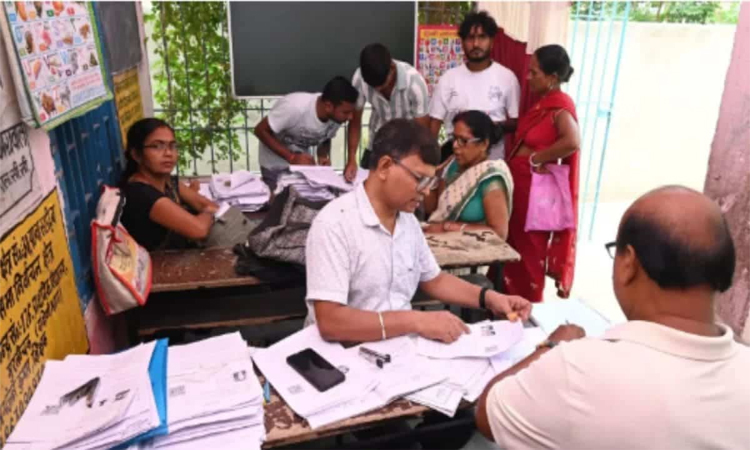 SIR:మాజీ న్యాయమూర్తి ఓటు తొలగింపు