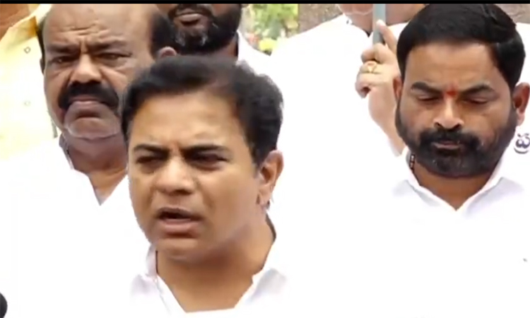 ఎల్పీజీ కొరత..కేంద్ర–రాష్ట్రాలపై కేటీఆర్ ఫైర్