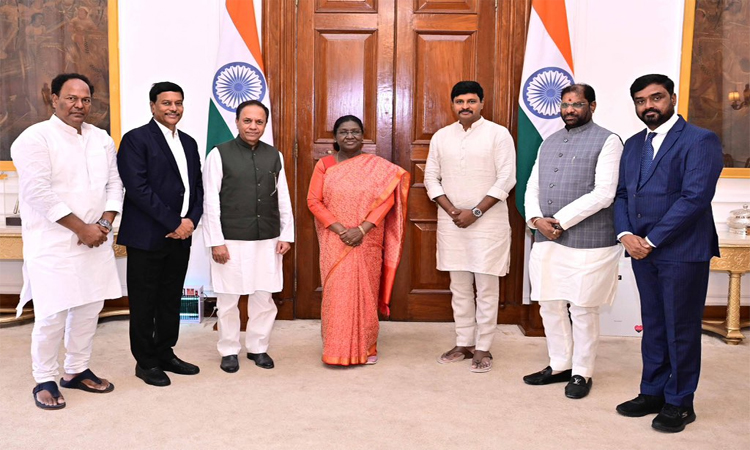 గ్రీన్ ఇండియా ఛాలెంజ్..సేవలు భేష్!