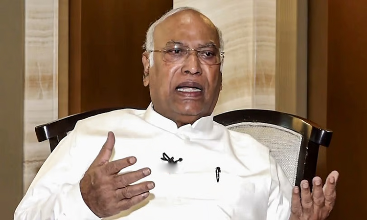ప్రధాని మోదీ ‘ఉగ్రవాది’..ఖర్గే పై ఆగ్రహం