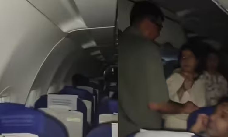 చీకటిలో ఇండిగో విమానం!