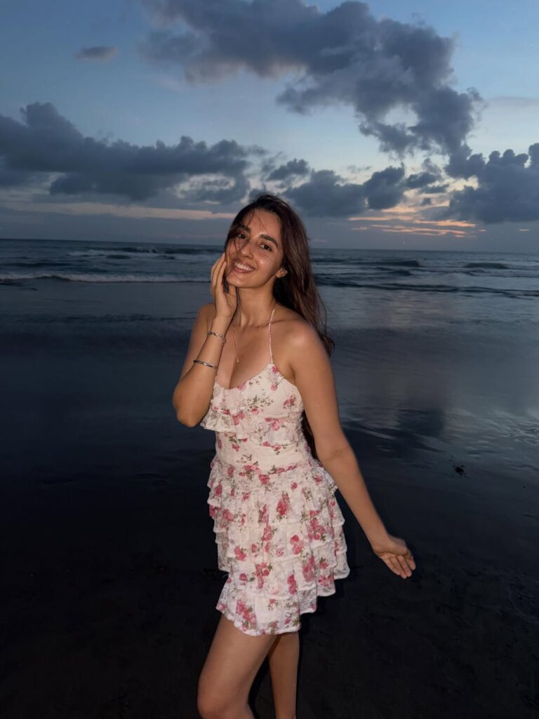 simrat kaur pics