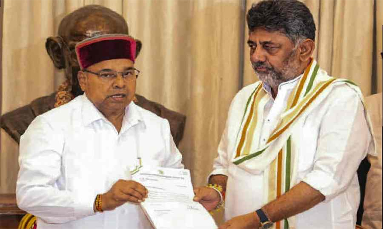 కర్ణాటక కేబినెట్..చోటు ఎవరికి?