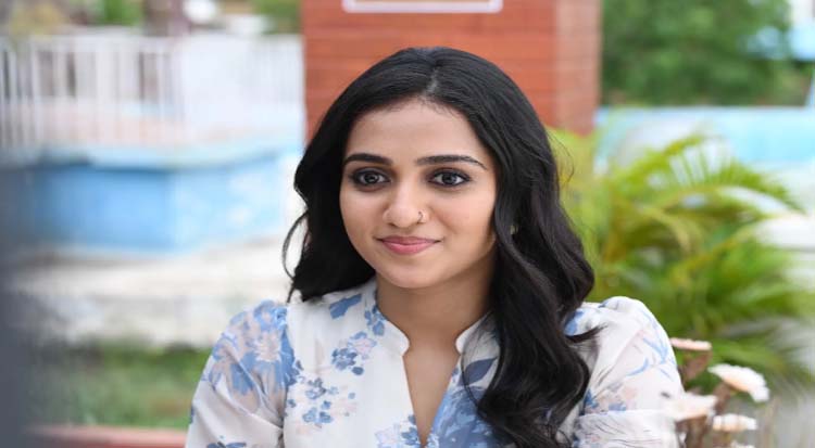 శ్రీ విష్ణుతో సాక్షి రొమాన్స్!