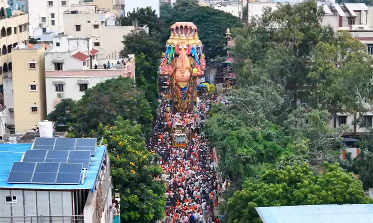 ఖైరతాబాద్‌ గణేశుడి నిమజ్జనం..అప్‌డేట్స్