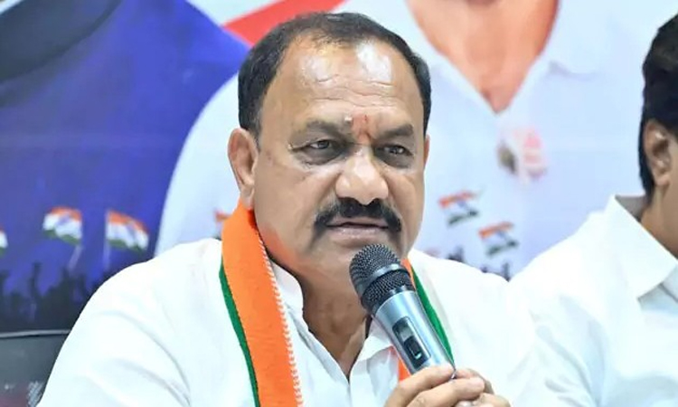 మోడీకి మీడియా ఫోబియా