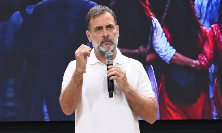 రాహుల్ గాంధీ తీరుపై సుప్రీం ఆగ్రహం
