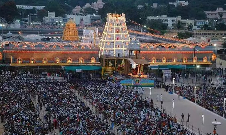 TTD:తిరుమలలో భక్తుల రద్దీ