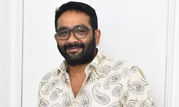 కామ్రేడ్ కళ్యాణ్..ఎంజాయ్ చేస్తారు